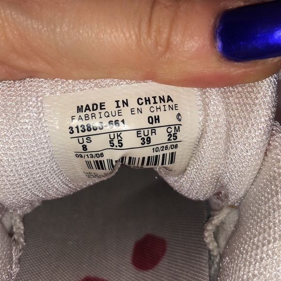 Limited edition Nike sneakers - Picture 11 of 11